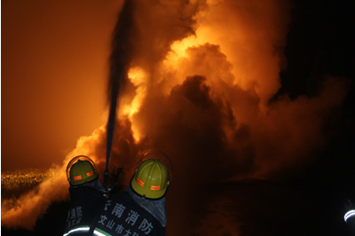 救援火現(xiàn)場