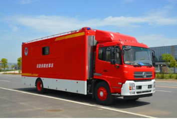 使用違章電器致宿舍著火，消防車(chē)速來(lái)救援